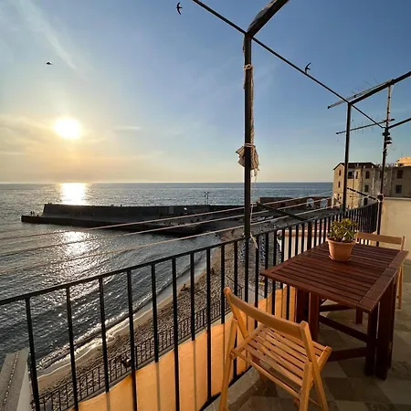 Marina House 79